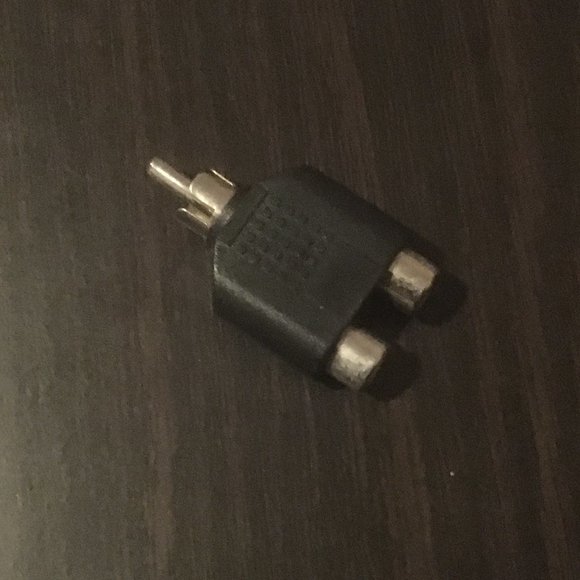 RCA Y Splitter AV Audio Video Plug Converter 1-Male/2-Female Cable Adapter - Picture 1 of 3